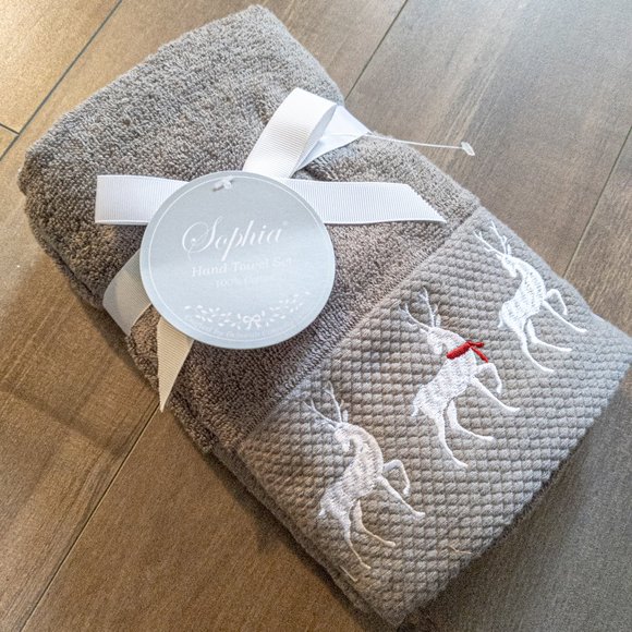 SOPHIA Hand Towel Set Grey Deer Antlers with Red Scarf 100% Cotton Gift Ribbon - Picture 1 of 3